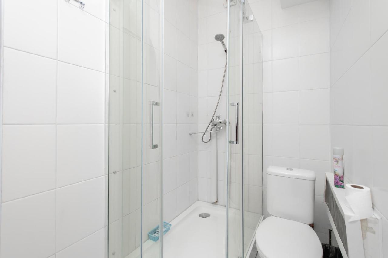 Comfortable Apartment In The Golden Square. Almaty Esterno foto